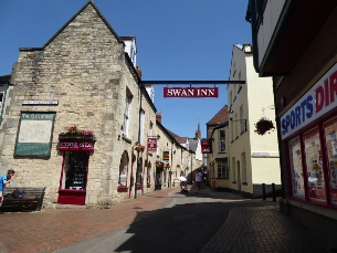 Near the Swan Inn in Stroud.