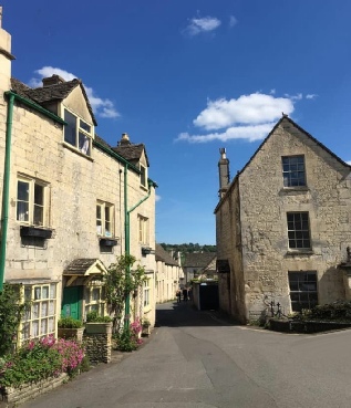 In the village of Painswick.