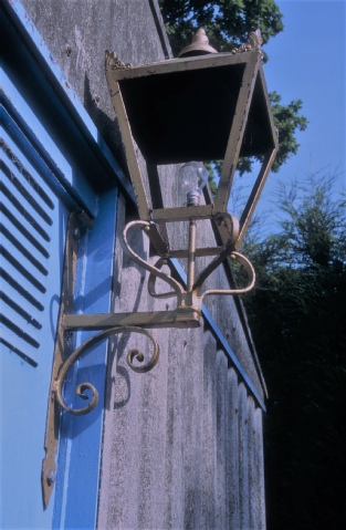 Old style of lamp.